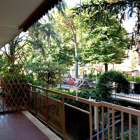 L'Approdo Del Re Apartment Caserta Ngoại thất bức ảnh