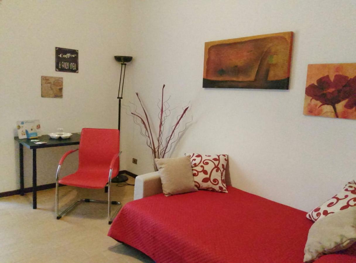 L'Approdo Del Re Apartment Caserta Ngoại thất bức ảnh