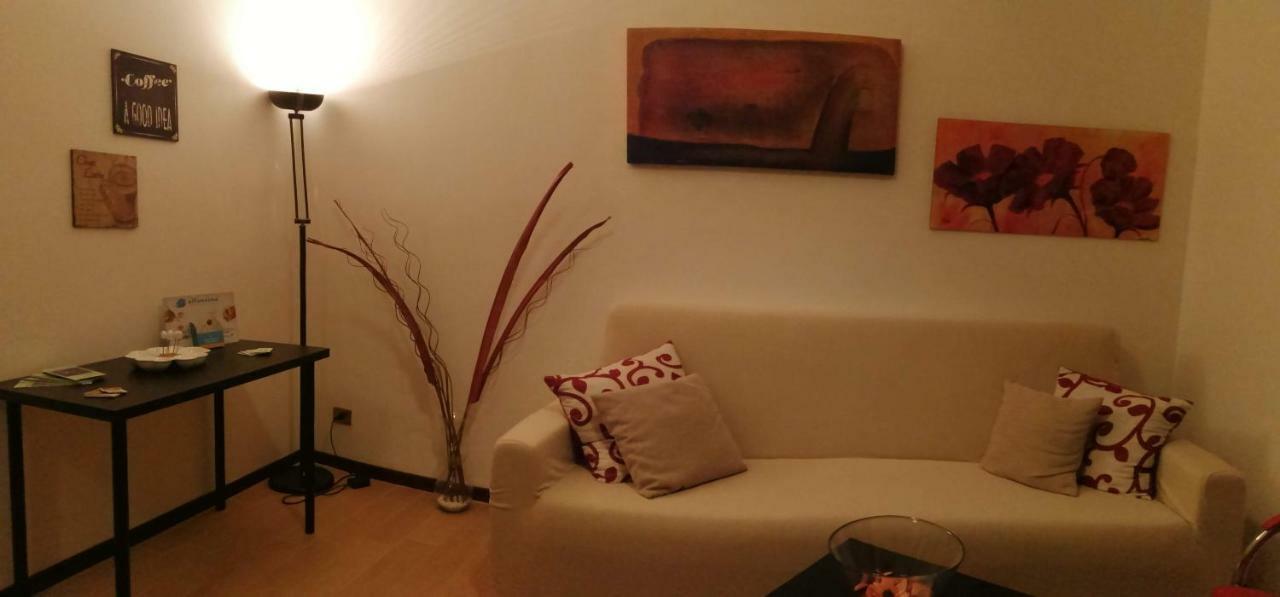 L'Approdo Del Re Apartment Caserta Ngoại thất bức ảnh