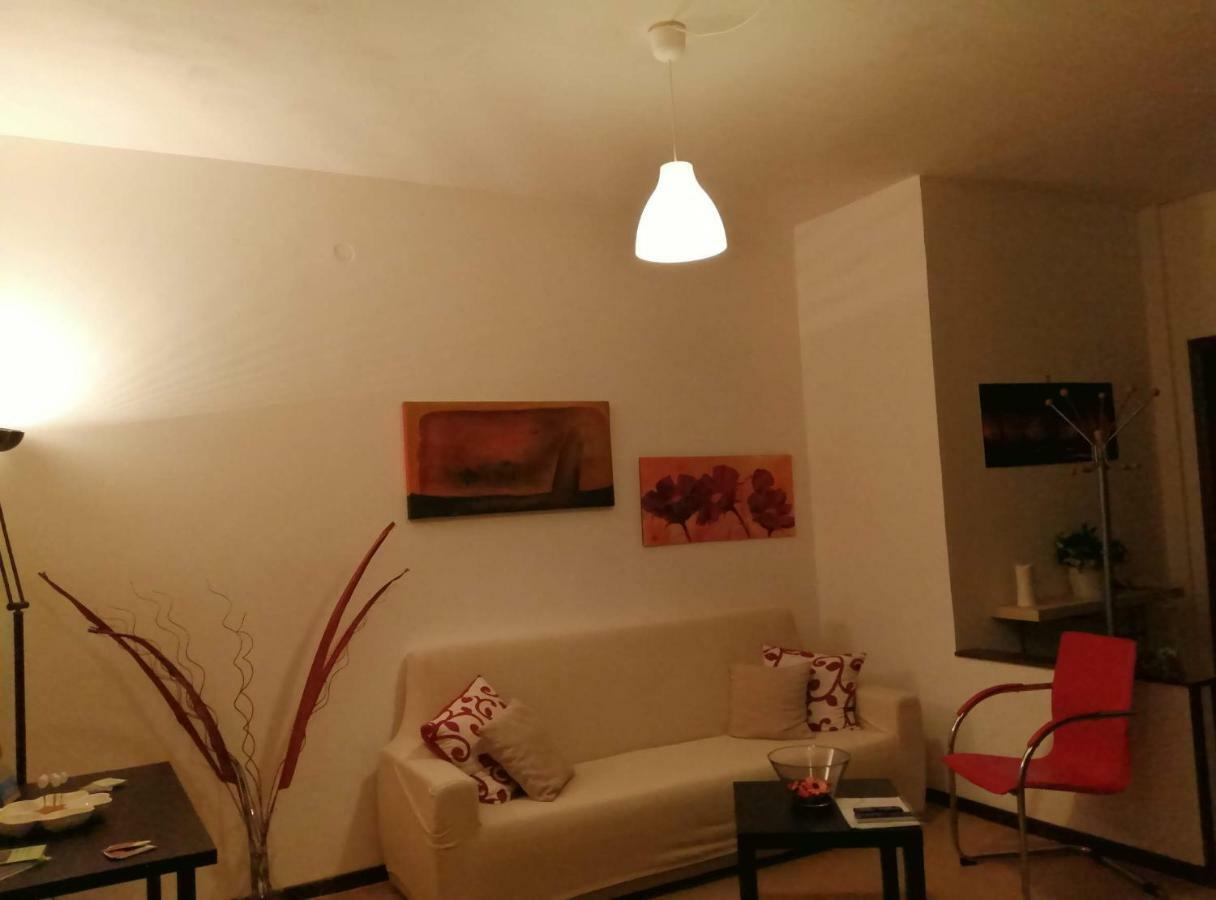 L'Approdo Del Re Apartment Caserta Ngoại thất bức ảnh
